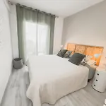 Amazing 2 Bedroom With Big Sun Terrace Centre * סיטגס