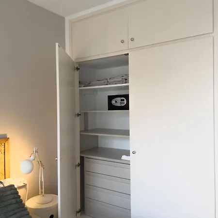 Amazing 2 Bedroom With Big Sun Terrace Centre