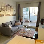 Daire Amazing 2 Bedroom With Big Sun Terrace Centre *