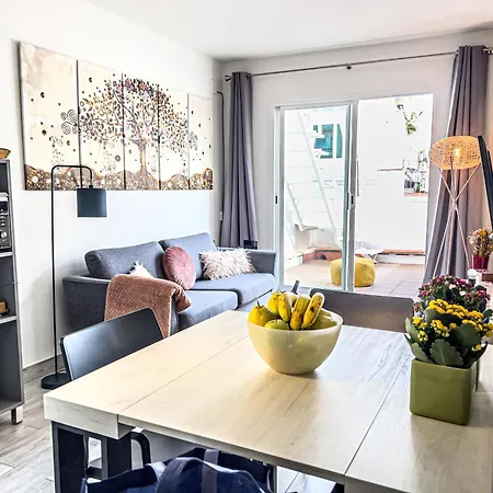 Amazing 2 Bedroom With Big Sun Terrace Centre Daire *